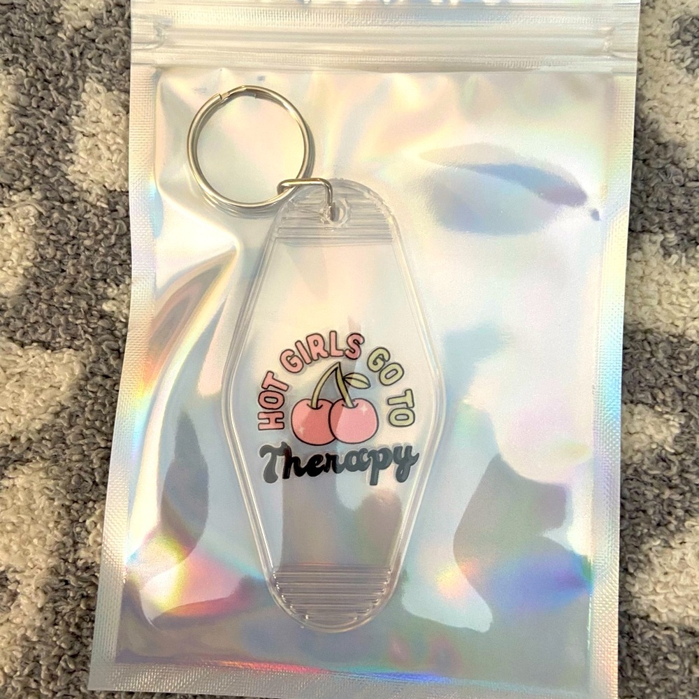 HANDMADE MOTEL KEYCHAIN